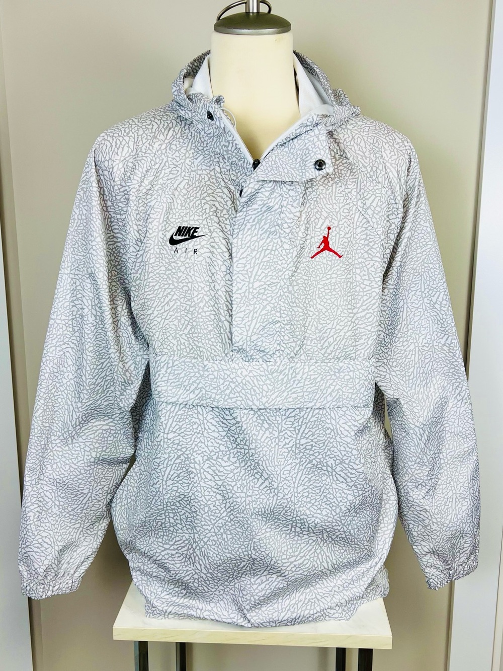 Nike White Elephant Print Pullover Jacket with Red Jumpman
